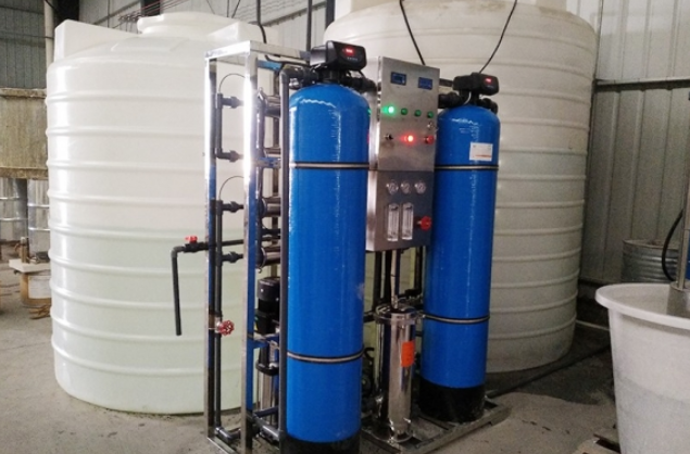 工業<a href=http://www.hbcq.com.cn/fstcjssb/ target=_blank class=infotextkey>反滲透凈水設備</a>